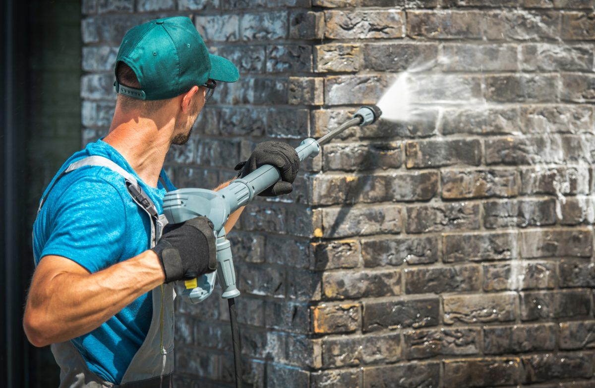 pressure washing equipment